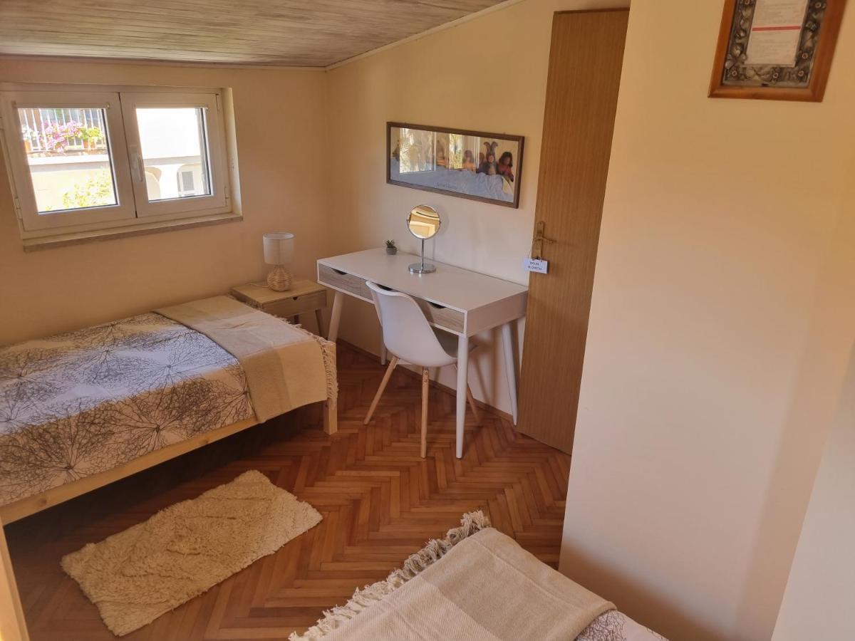 Greenview Apartment With Parking Rovinj Exteriör bild